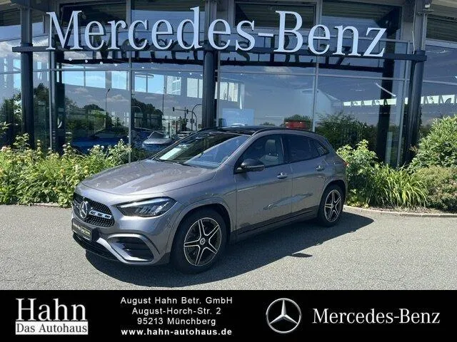 Mercedes-Benz GLA 200
