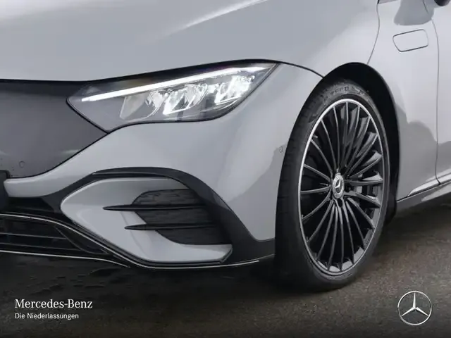 Mercedes-Benz EQE 350