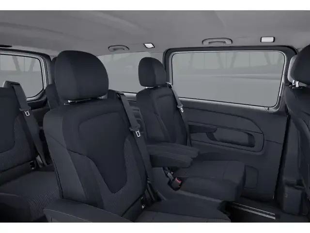 Mercedes-Benz V 220