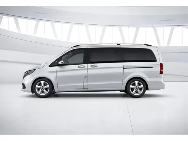 Mercedes-Benz V 220