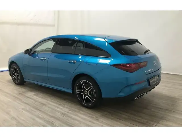 Mercedes-Benz CLA 250