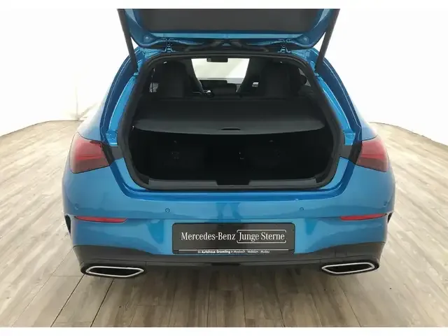 Mercedes-Benz CLA 250