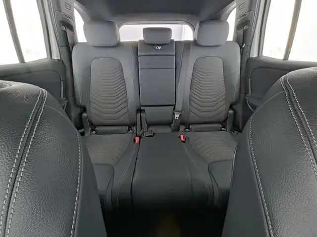 Mercedes-Benz EQB 350