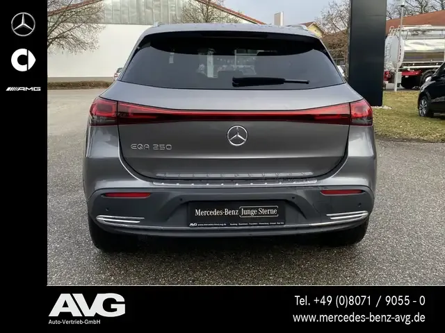 Mercedes-Benz EQA 250