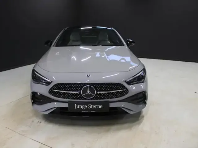 Mercedes-Benz CLE 300