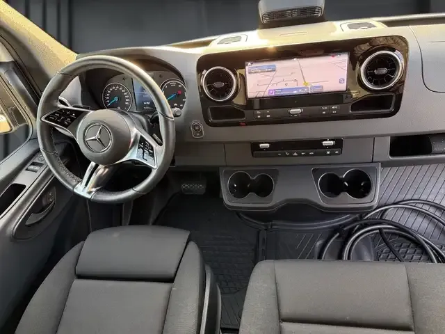 Mercedes-Benz Sonstige