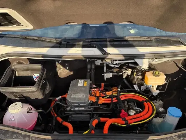 Mercedes-Benz Sonstige