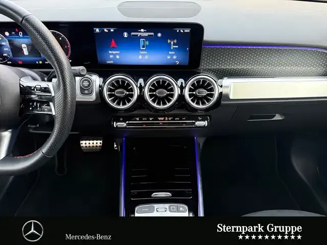 Mercedes-Benz GLB 200