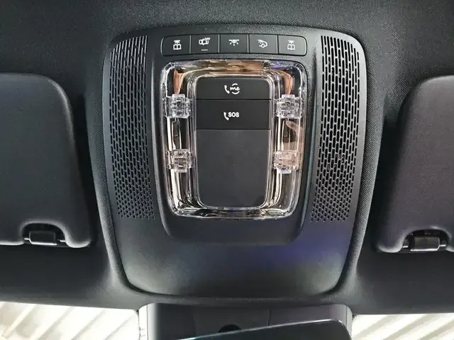 Mercedes-Benz CLA 220
