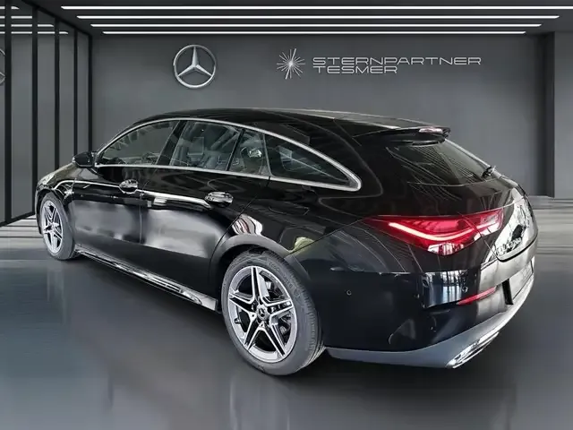 Mercedes-Benz CLA 220