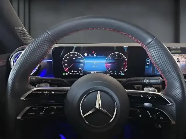 Mercedes-Benz CLA 220