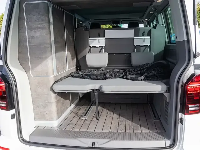 Volkswagen T6.1 California