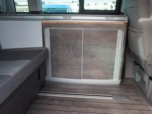 Volkswagen T6.1 California