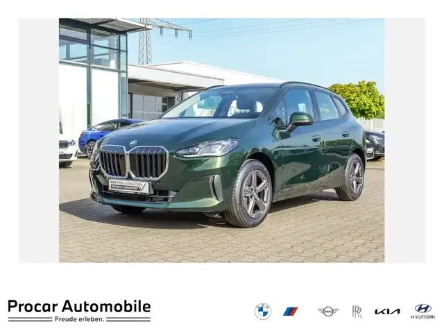 BMW 220