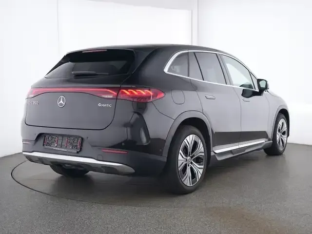 Mercedes-Benz EQE 350