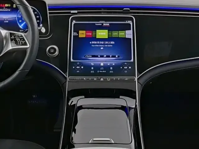 Mercedes-Benz EQE 350