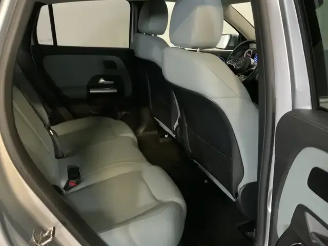 Mercedes-Benz EQA 350