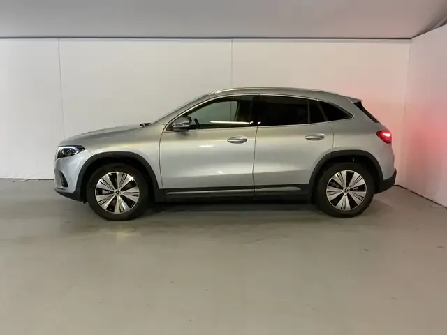 Mercedes-Benz EQA 350