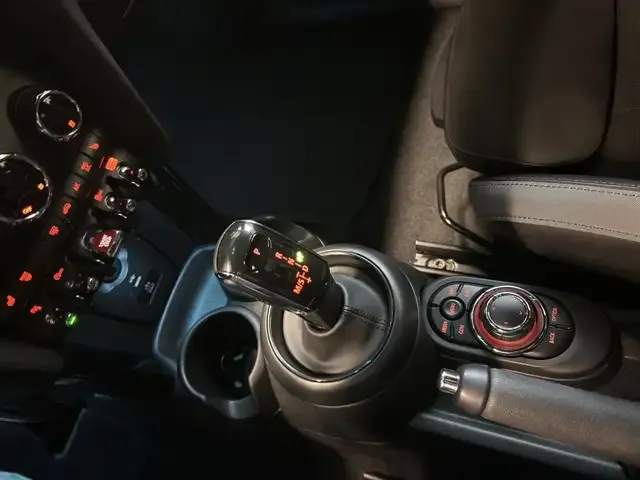 MINI John Cooper Works Cabrio