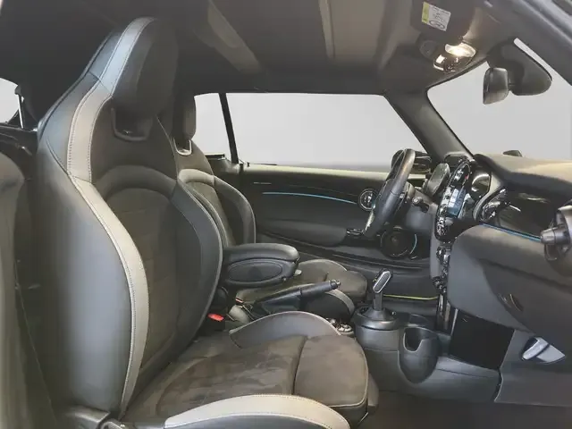 MINI John Cooper Works Cabrio