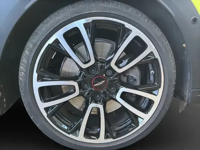 MINI John Cooper Works Cabrio