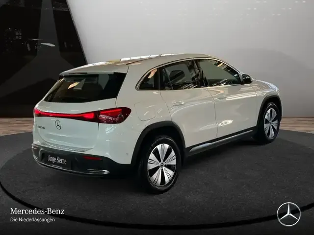 Mercedes-Benz EQA 250