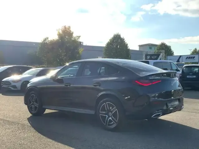 Mercedes-Benz GLC 220