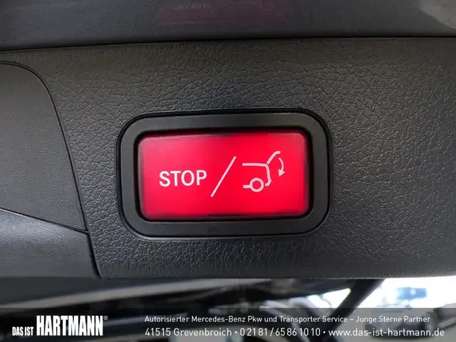 Mercedes-Benz GLB 180