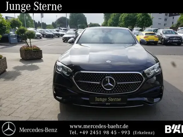 Mercedes-Benz E 300