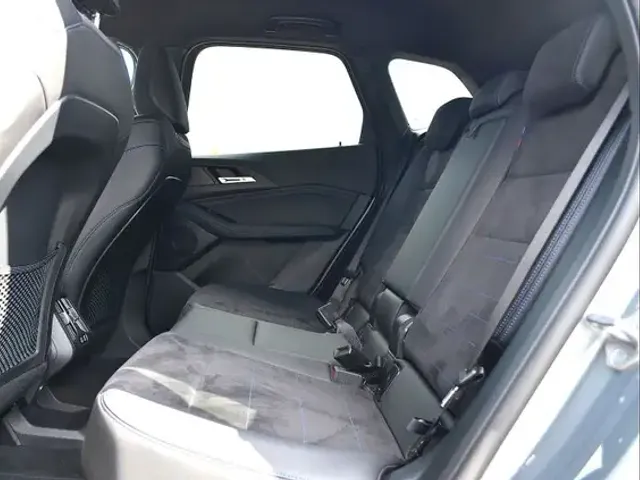 BMW 230