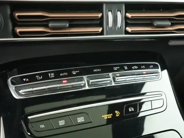 Mercedes-Benz EQC 400