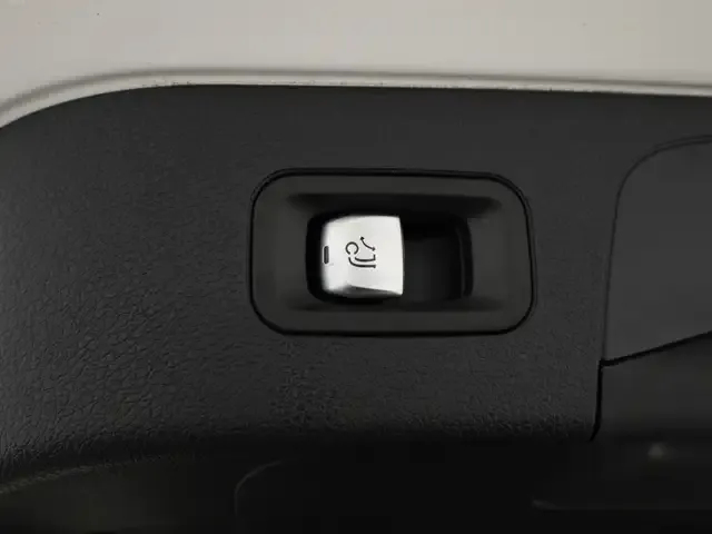 Mercedes-Benz EQC 400