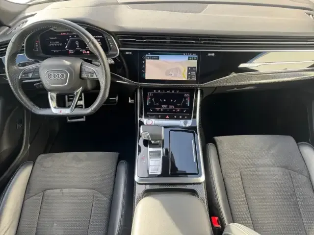 Audi SQ8