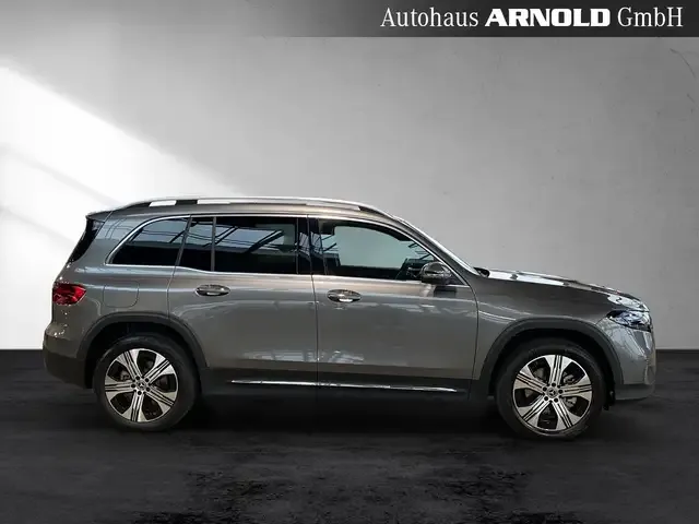 Mercedes-Benz EQB 300