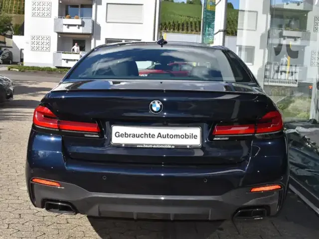 BMW 550