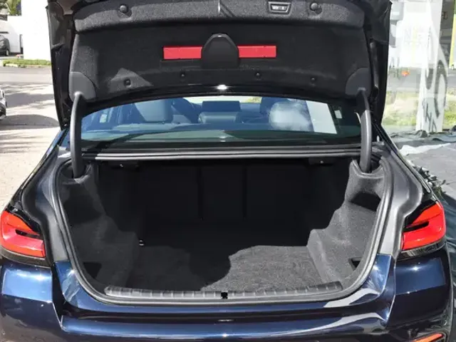 BMW 550