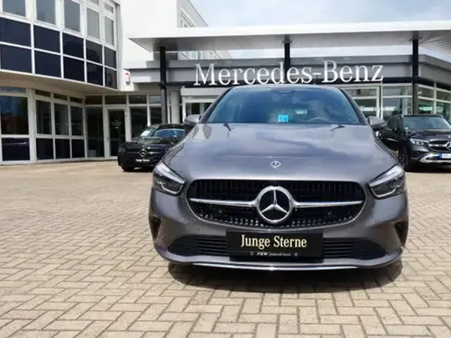 Mercedes-Benz B 250