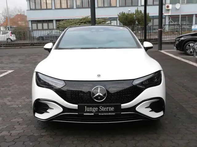 Mercedes-Benz EQE 500