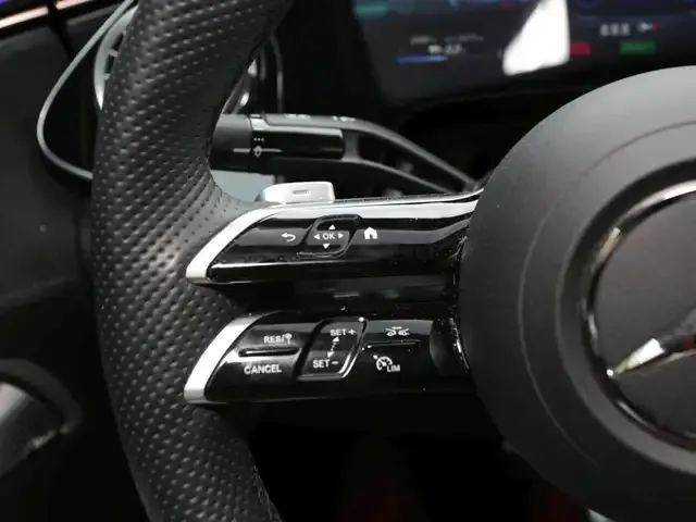 Mercedes-Benz EQE 500