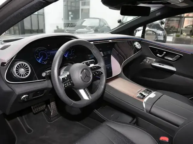 Mercedes-Benz EQE 500