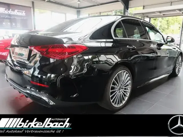 Mercedes-Benz C 200