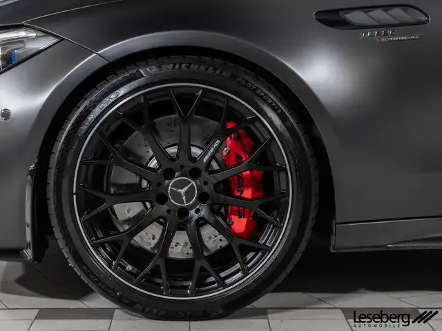 Mercedes-Benz C 63 AMG