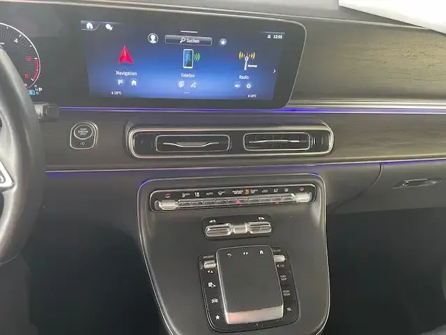 Mercedes-Benz V 250
