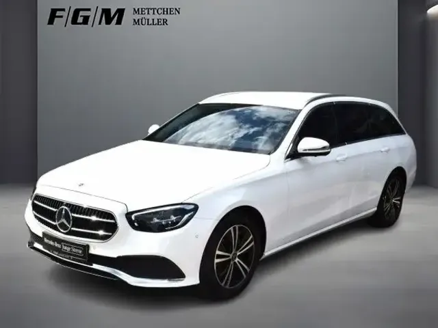Mercedes-Benz E 200