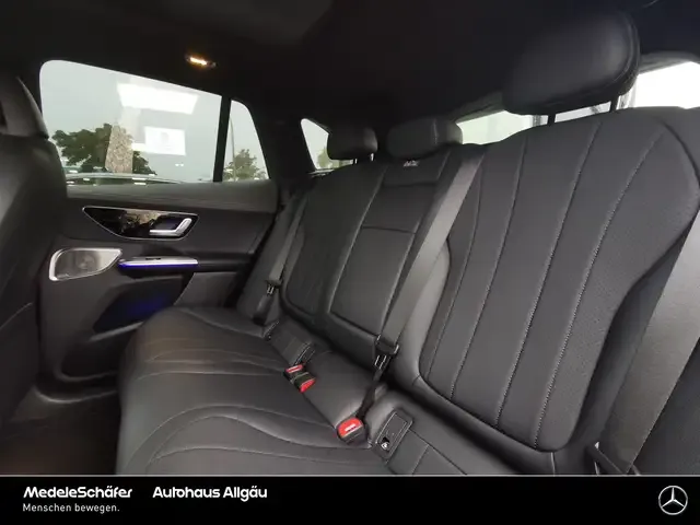 Mercedes-Benz EQE SUV