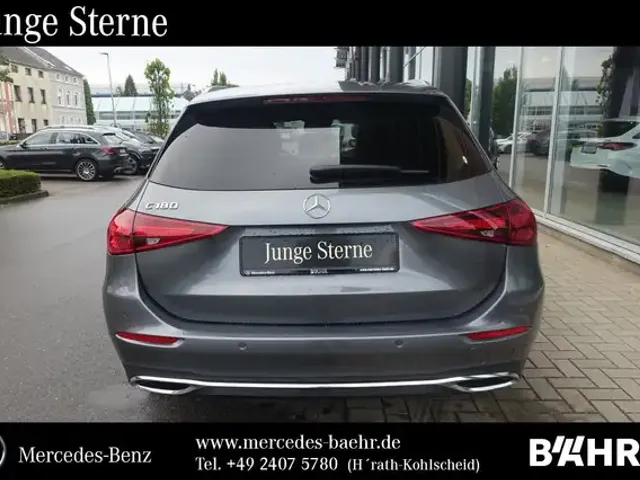 Mercedes-Benz C 180