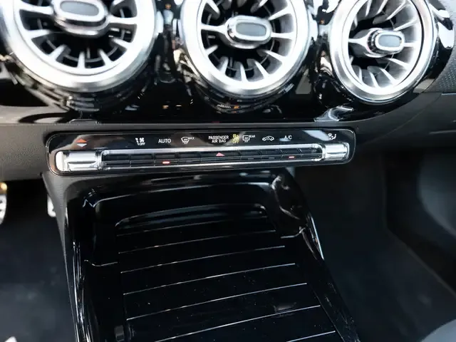 Mercedes-Benz A 35 AMG