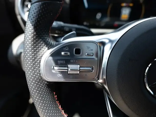 Mercedes-Benz A 35 AMG