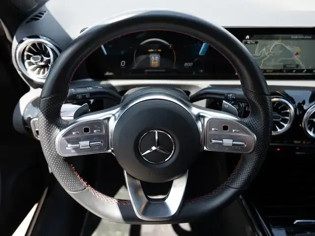 Mercedes-Benz A 35 AMG