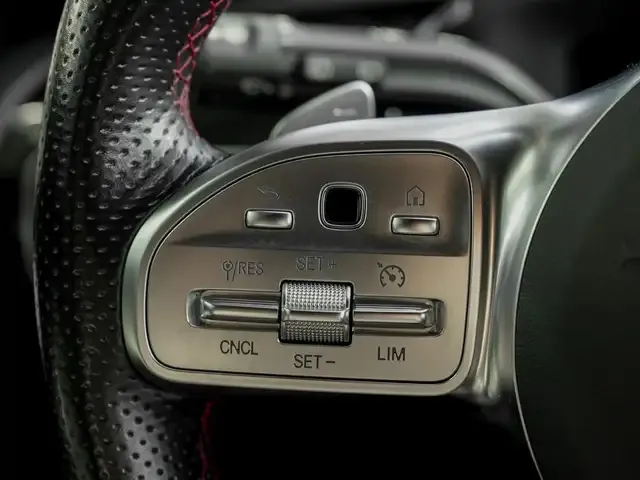 Mercedes-Benz A 35 AMG